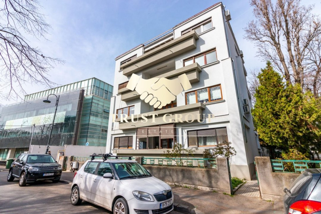 Apartament cu 4 camere de vânzare Aviatorilor/Aleea Modrogan