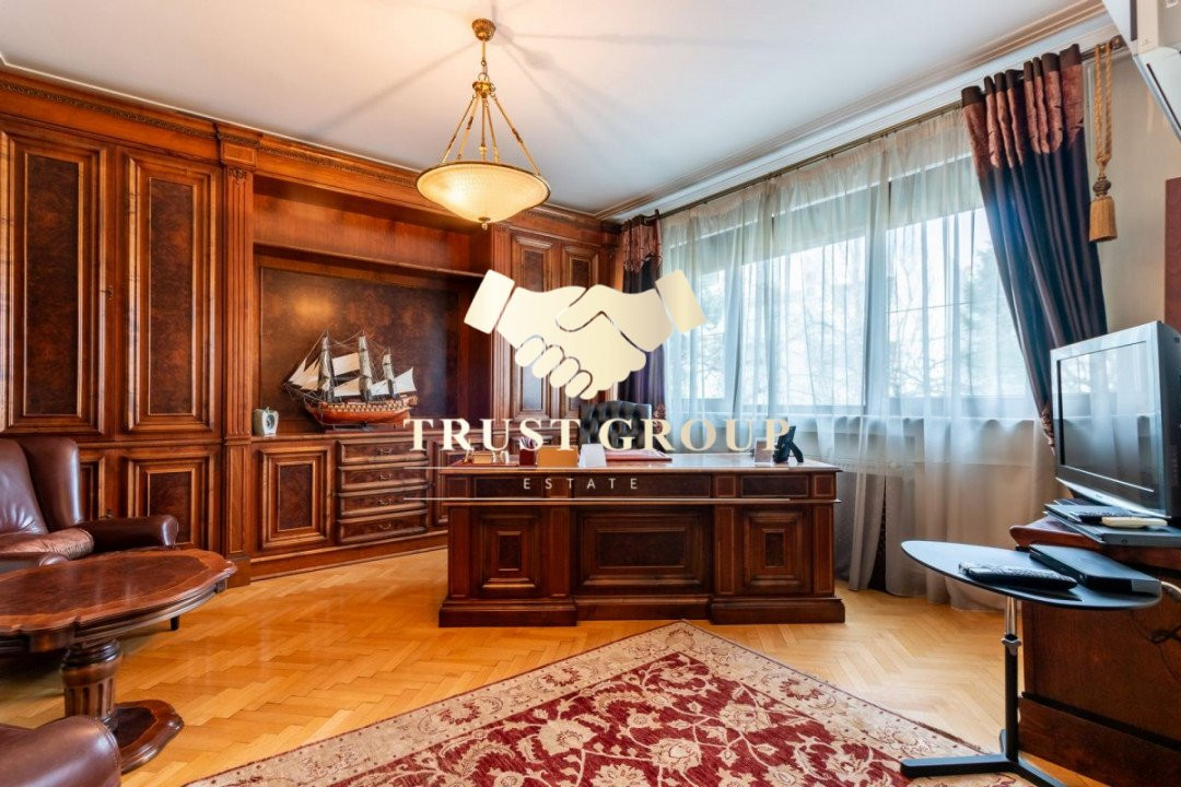 Apartament cu 4 camere de vânzare Aviatorilor/Aleea Modrogan