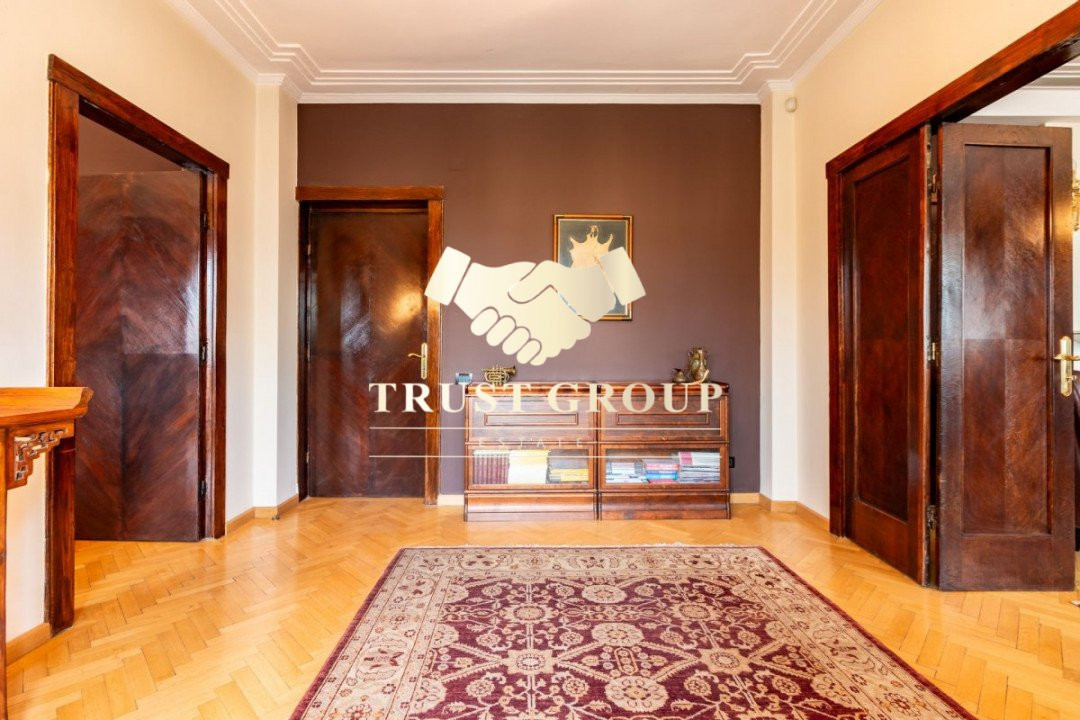 Apartament cu 4 camere de vânzare Aviatorilor/Aleea Modrogan