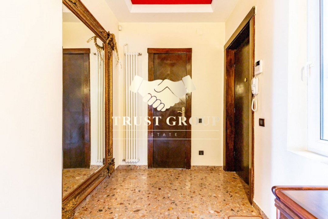 Apartament cu 4 camere de vânzare Aviatorilor/Aleea Modrogan