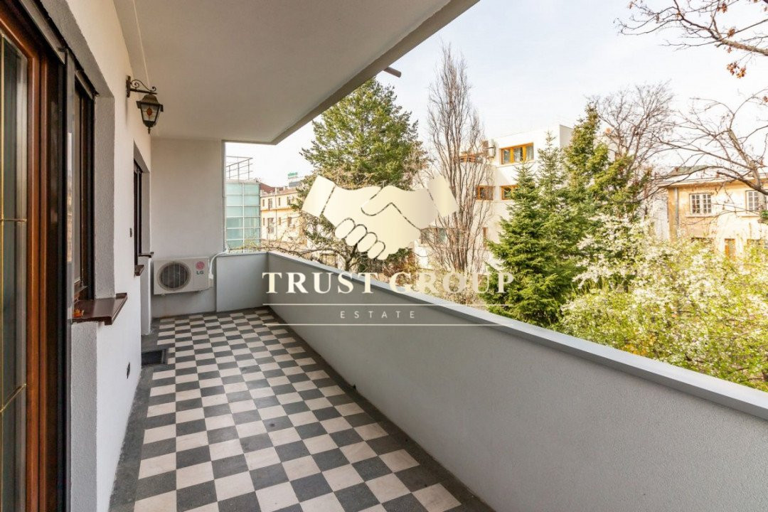 Apartament cu 4 camere de vânzare Aviatorilor/Aleea Modrogan