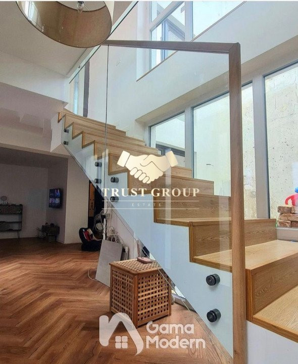  finalizată 2024  Polona Vila deosebita