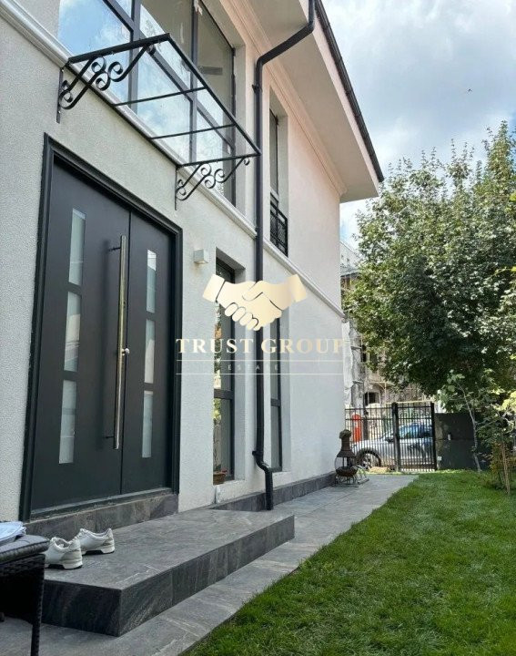  finalizată 2024  Polona Vila deosebita